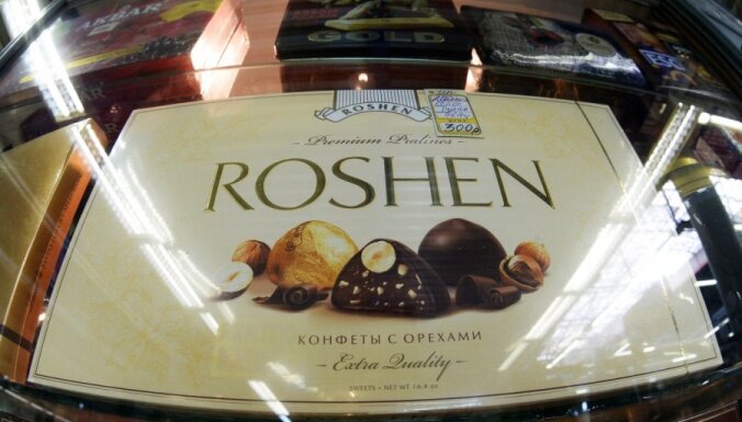 Президент Украины Порошенко вскоре продаст свой кондитерский холдинг Roshen