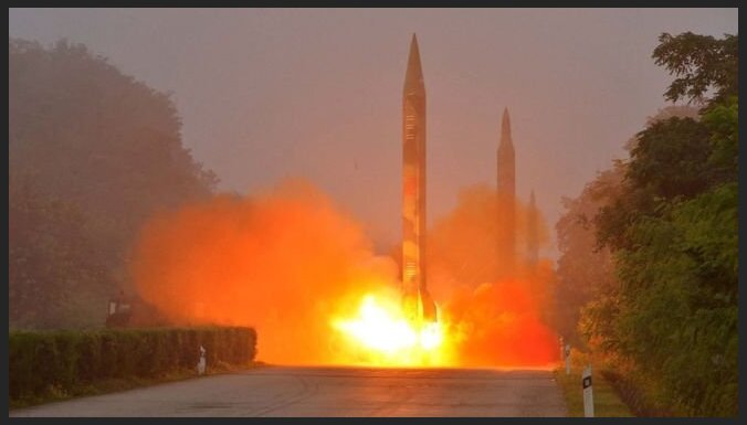 Запущенная КНДР баллистическая ракета едва не ударила по Японии