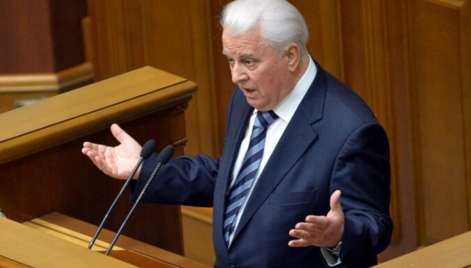 Pēc ilgstošas slimības 88 gadu vecumā miris pirmais Ukrainas prezidents Leonīds Kravčuks
