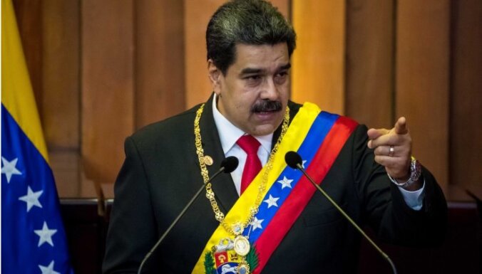 Мадуро предложил "самоназначившему себя клоуну" Гуайдо провести в Венесуэле выборы