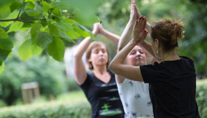 Veselības un labsajūtas dienā aicina uz jogas nodarbībām un lekcijām