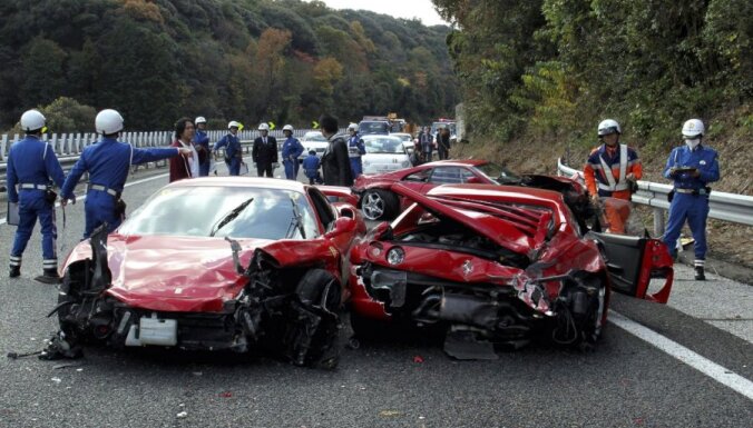 Japānā avārijā cietušas automašīnas 1,5 miljonu latu vērtībā