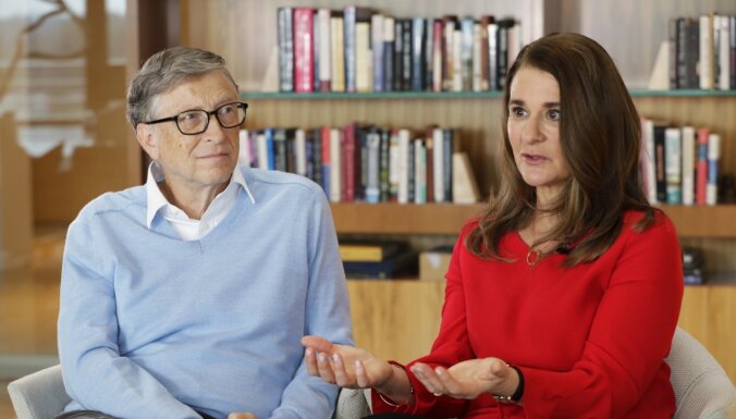 Pēc 27 gadiem laulībā no sievas šķiras miljardieris Bils Geitss