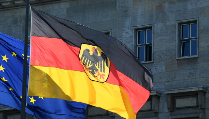 Германия закупает СПГ на 1,5 миллиарда евро и продает часть госрезервов нефти