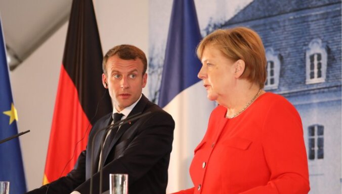 Меркель и Макрон: Россия должна немедленно освободить украинских моряков
