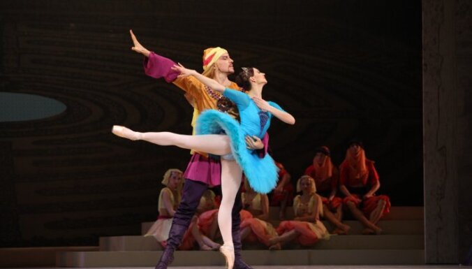 Baleta apskats: 'Raimonda' - pilns komplekts