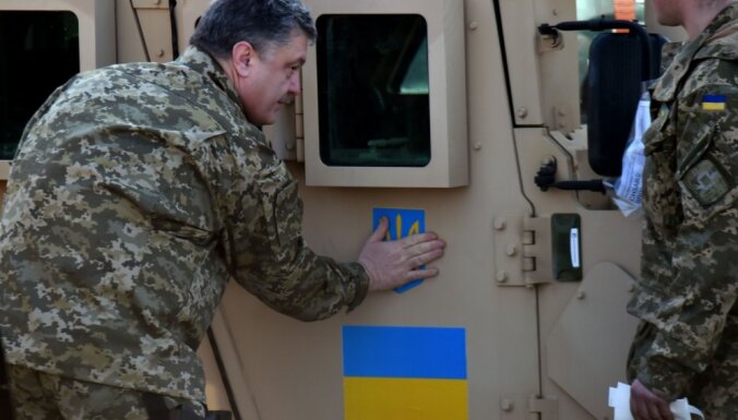 Порошенко заявил, что проведет на Украине референдум о вступлении в НАТО