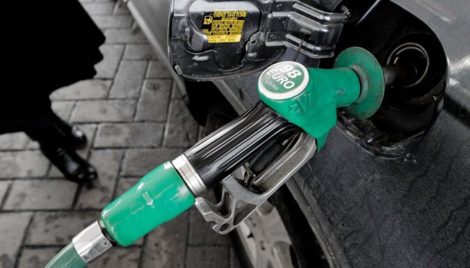 Цены на топливо в Латвии за год выросли в среднем на 51,1%