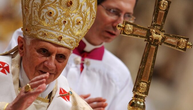 Папа Римский поздравил католический мир с Рождеством