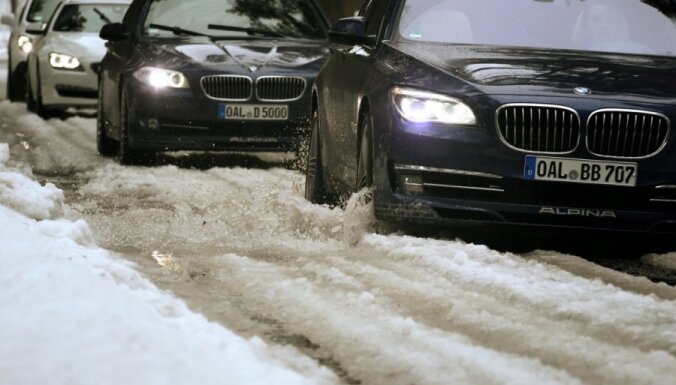 Rīgā viesojas ekskluzīvākie 'BMW' – 'Alpina' modeļi