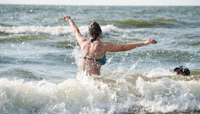 Вода в водоемах Латвии прогрелась до +20..+21 градуса