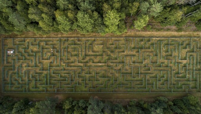 Foto: Iespaidīgais Mežvidu labirints no putna lidojuma