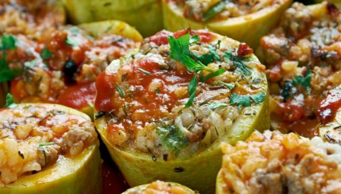 Zucchini in the oven: delicious and simple recipes for every day