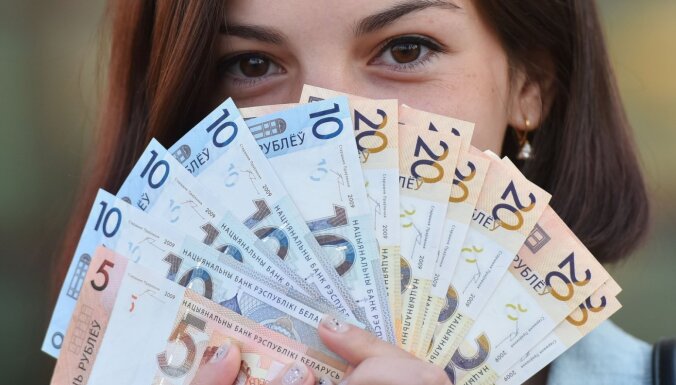 Visas Baltkrievijas bankas pieslēgušās Krievijas maksājumu sistēmai