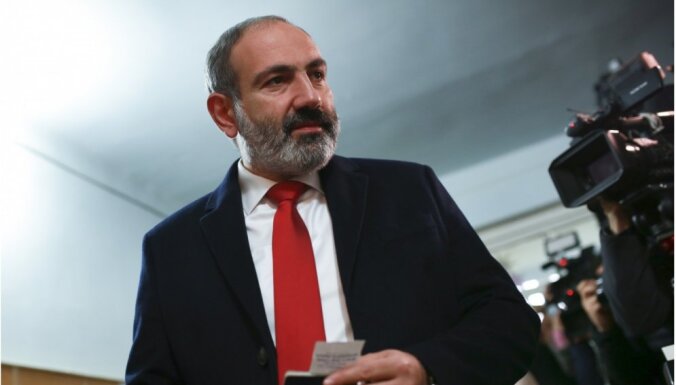 Armēnijas protestu līderis Pašinjans izvirzīts premjerministra amatam