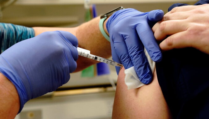Sestdien pret Covid-19 vakcinēti 713 cilvēki