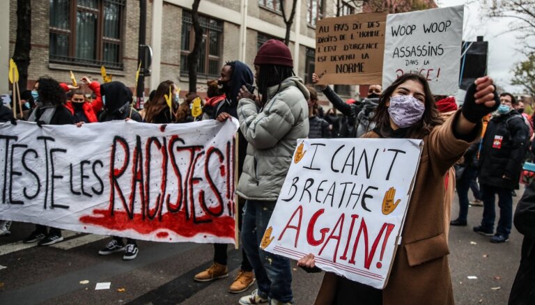 Во Франции прошли массовые протесты против полицейского насилия