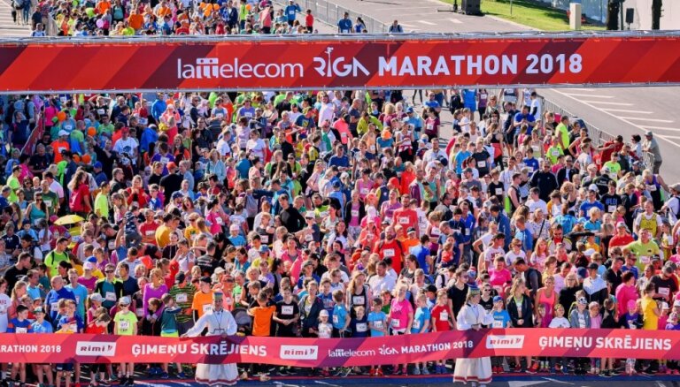 Sākas 'Lattelecom' Rīgas maratons; reģistrējušies 37645 dalībnieki no 78 valstīm