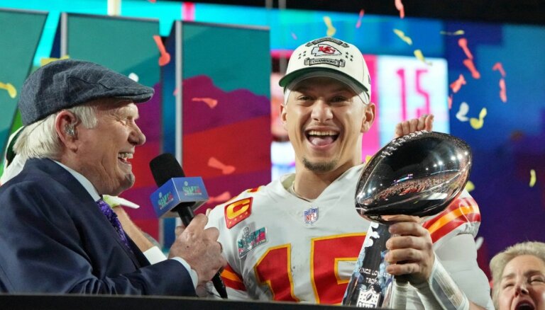 'Super Bowl 2023': lauzts lāsts, drāma galotnē un 'Chiefs' trešais čempionu tituls