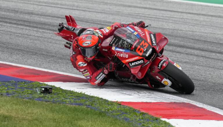 Banjaja izcīna uzvaru Malaizijas 'MotoGP', taču vēl nenodrošina čempiontitulu