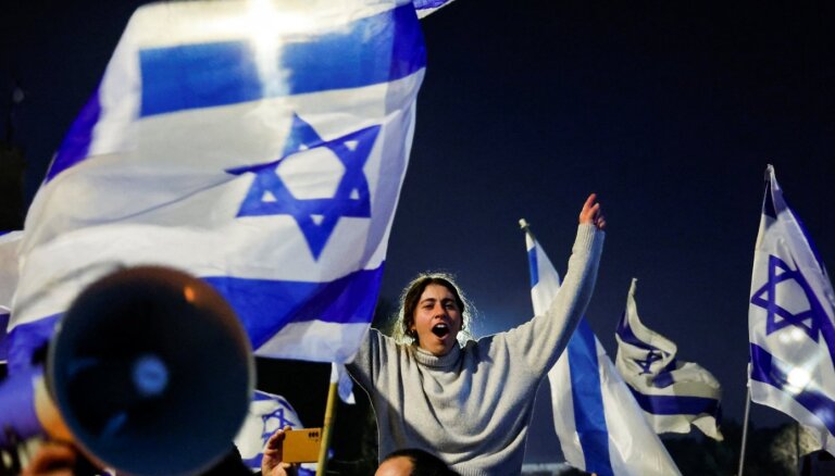 В Израиле на фоне протестов приостановлена судебная реформа