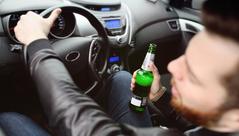 Уголовная ответственность за пьяное вождение: поправки поддержала комиссия Сейма