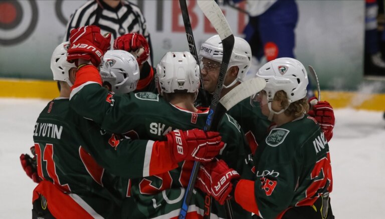 Hokeja klubi 'Liepāja' un 'Mogo' pierāda favorītu godu OHL spēlēs
