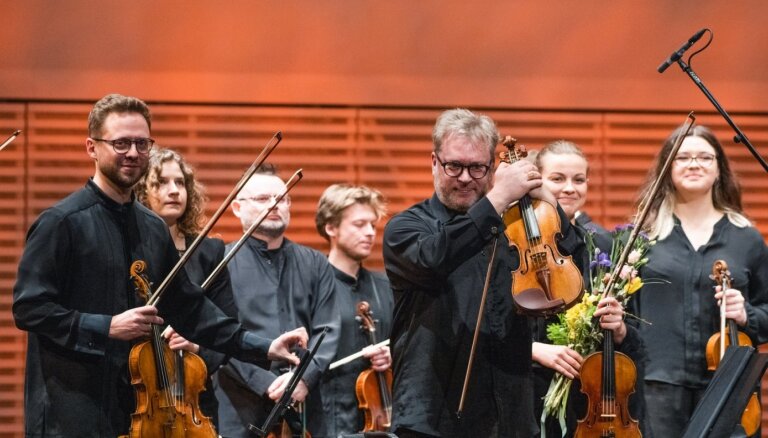 Foto: Kamerorķestris 'Kremerata Baltica' Liepājā nosvinējis 25 gadu jubileju