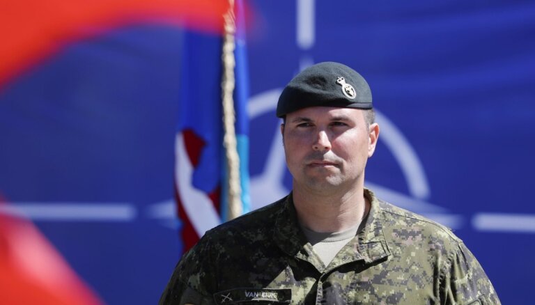 Karavīru skaits brigādē Latvijā tiks noskaidrots sarunās ar sabiedrotajiem, atklāj Kanādas ministre