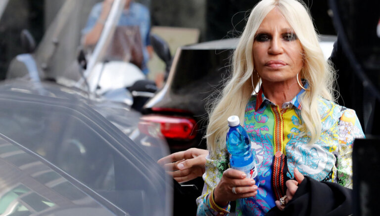 Американская Michael Kors покупает дом моды Versace за 2,12 млрд долларов