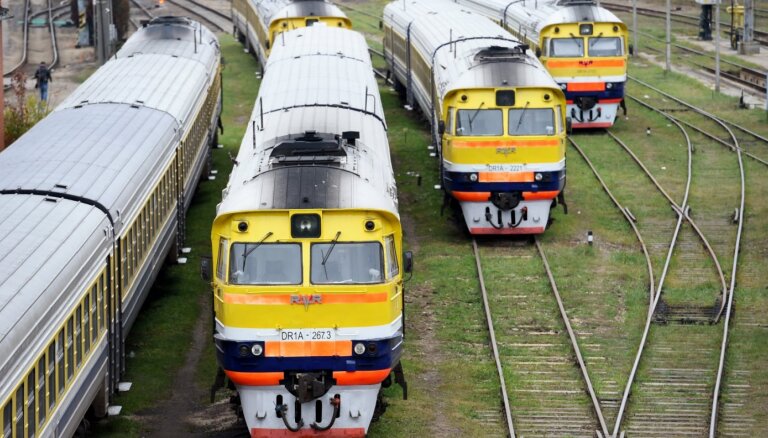 'Pasažieru vilciens' nav atteicies no plāniem par zīmola maiņu