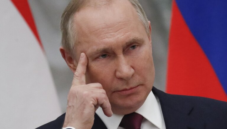 "Коммерсантъ": в Кремле начали подготовку к президентским выборам с участием Путина в 2024 году