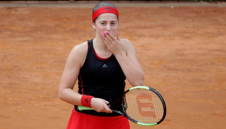 Остапенко победила первую ракетку Великобритании и вышла в четвертьфинал в Риме