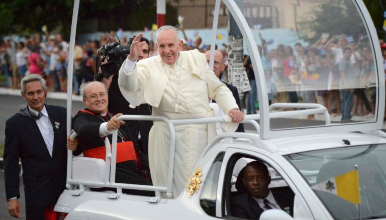 Папа римский Франциск впервые приехал на Кубу