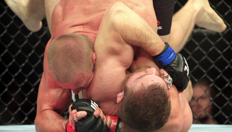 UFC cīkstonis Cirkunovs piedzīvo trešo zaudējumu pēc kārtas
