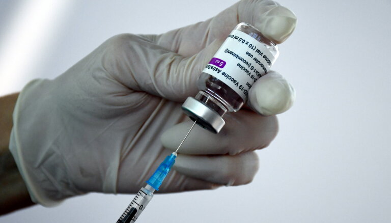 В Латвии "подвисло" около 2 миллионов вакцин от Covid-19