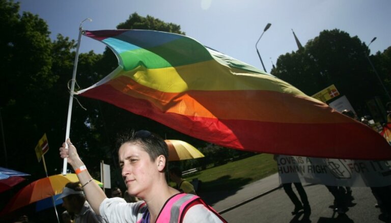 Исследование: защита прав ЛГБТ в Латвии остается на неизменно низком уровне