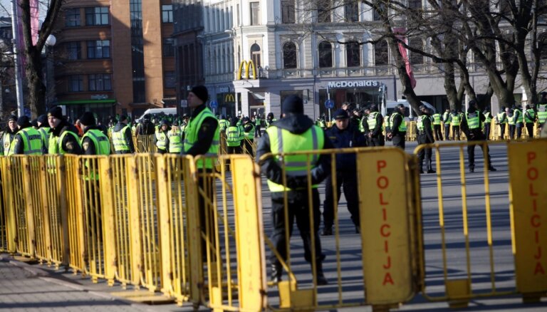 Мероприятия 16 марта и 9 мая: глава полиции самоуправления Риги не видит особых рисков безопасности