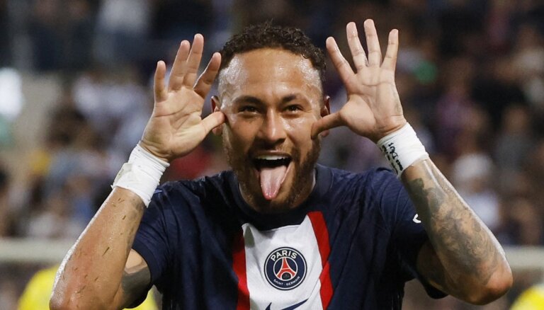 Ieskandinot jauno sezonu, 'Saint-Germain' pārliecinoši uzvar Francijas Superkausā