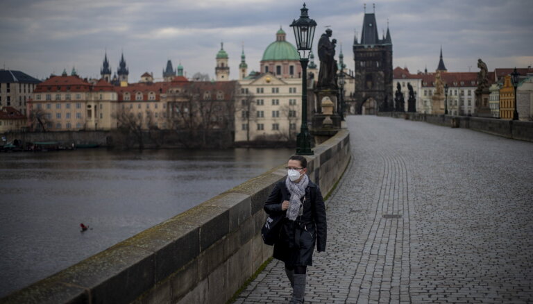 Чешские власти порекомендовали университетам отчислить российских и белорусских студентов. Причина — санкции ЕС