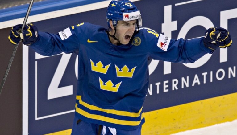 Zviedrijas izlases rezultatīvākais hokejists Lindstrems pārceļas uz NHL