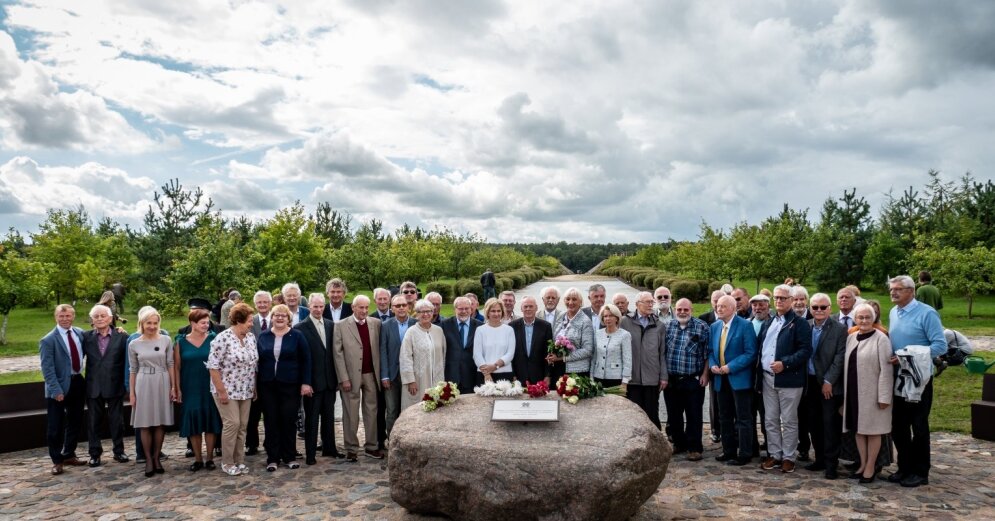 Photo: A memorial place for the founders and restorers of Latvia has been opened in the Garden of Fate