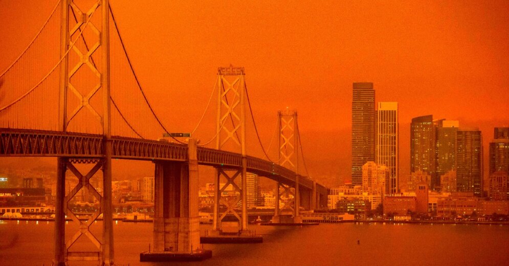 Photo: Wild fire smoke ‘stains the sky’ in California cities