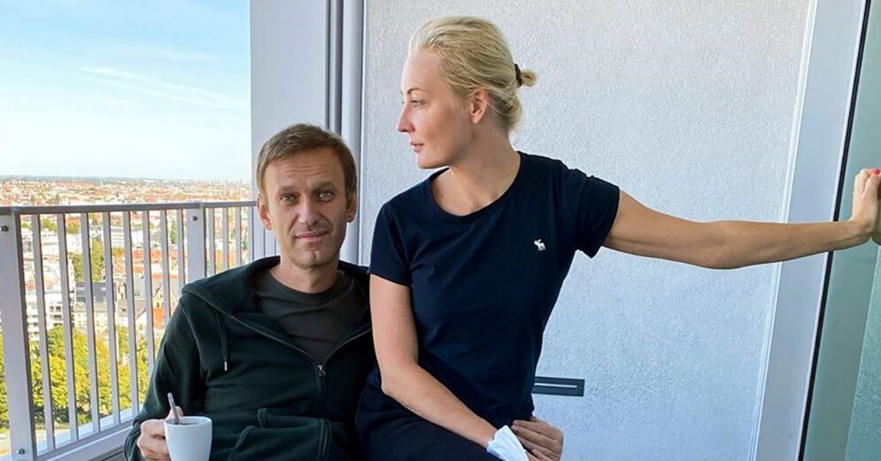 Navalny’s wife visited her husband in the hospital;  worried about exhaustion