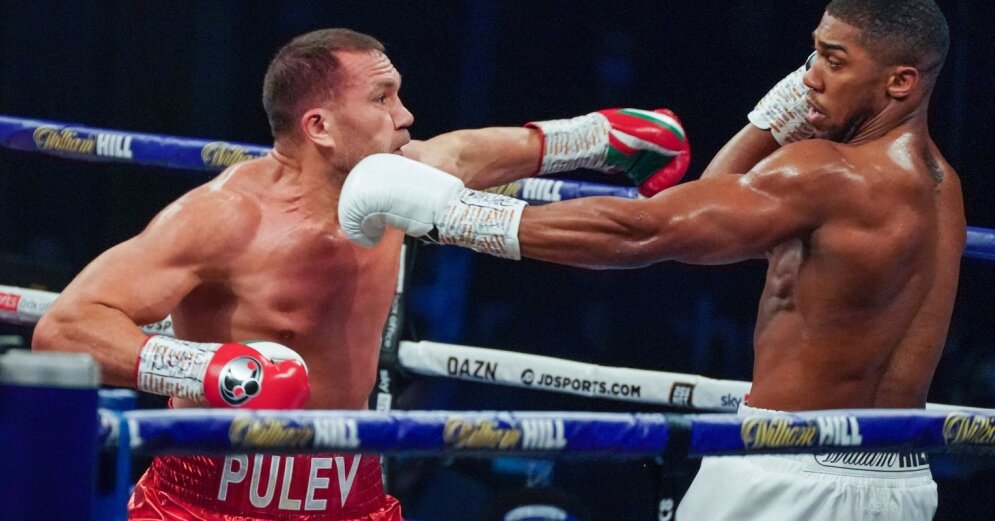 Joshua defeats Pulaev in the ninth round with a slaughter and approaches the fight against Fury