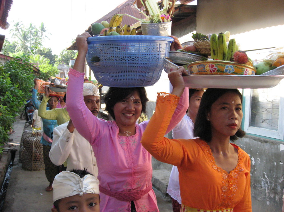 Latviešu ceļotāji ar močiem teju iesprūst Indonēzijā - 'Ceļā uz brīvību' 11. daļa
