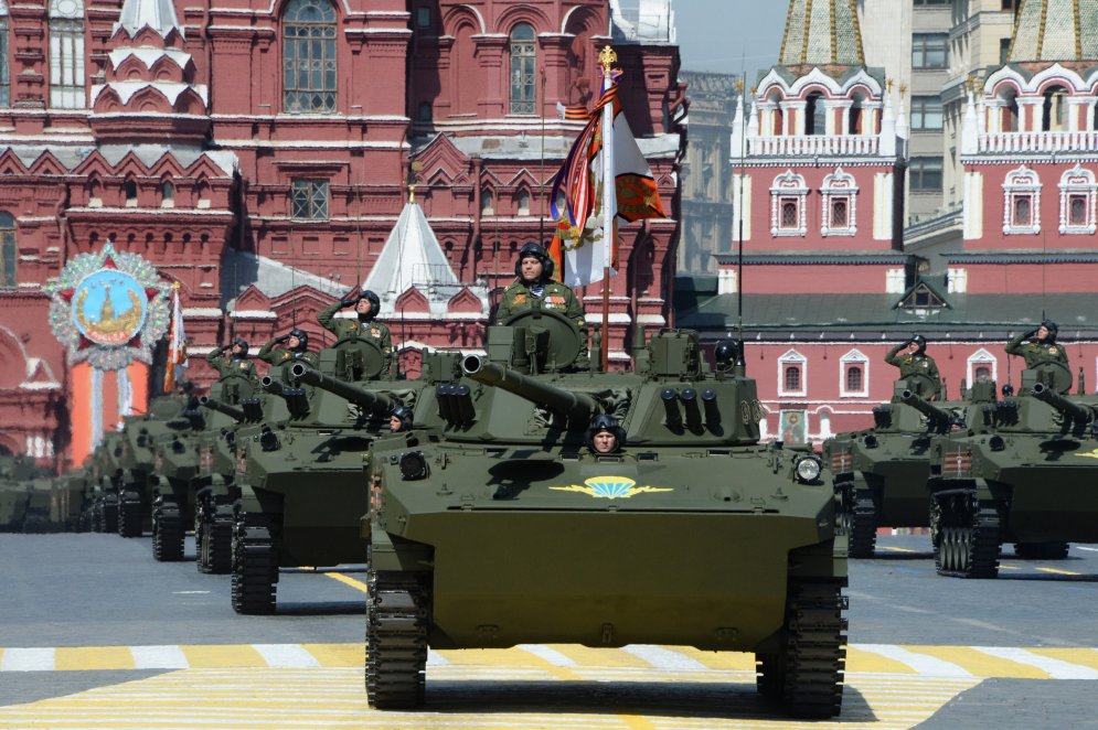 Картинка парад победы на красной площади в москве